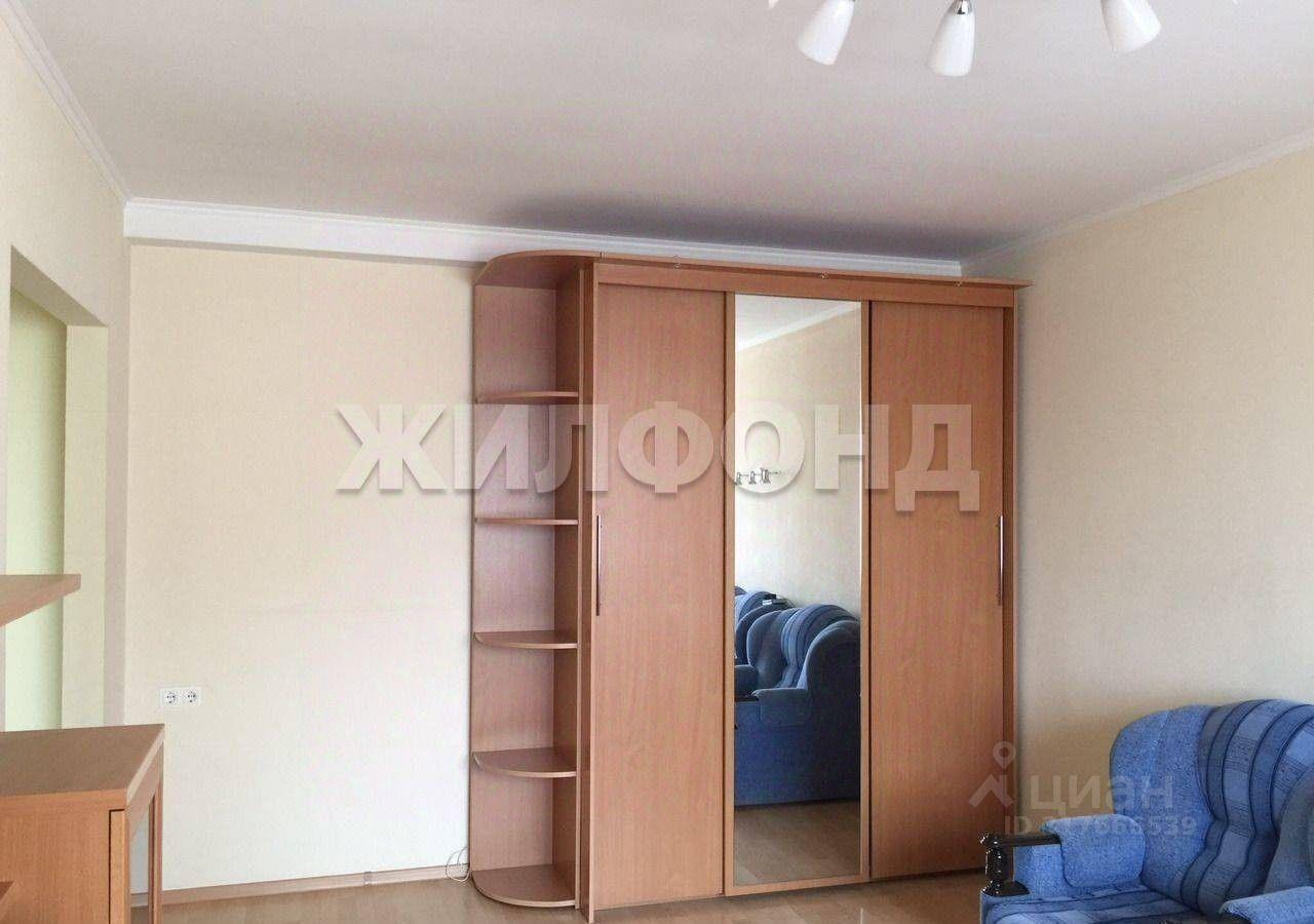квартира г Новосибирск ул Кирова 27/3 фото 2