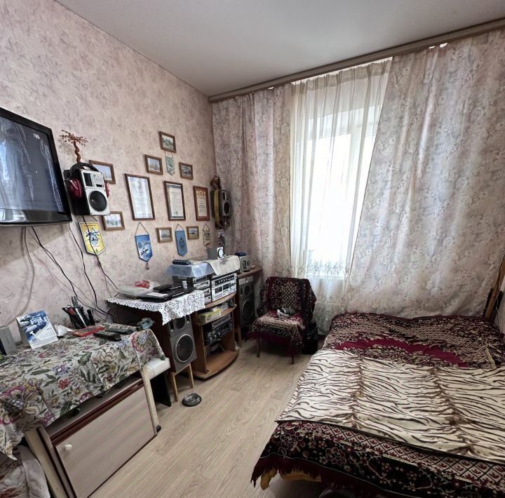 квартира г Волгоград р-н Дзержинский ул. Имени Ивана Морозова, 7 фото 7