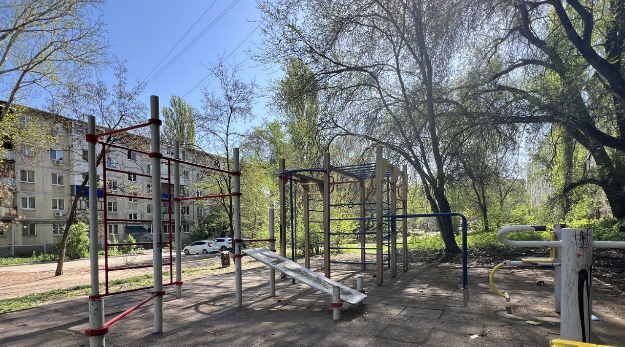 квартира г Саратов р-н Заводской ул им Азина В.М. 35а фото 18