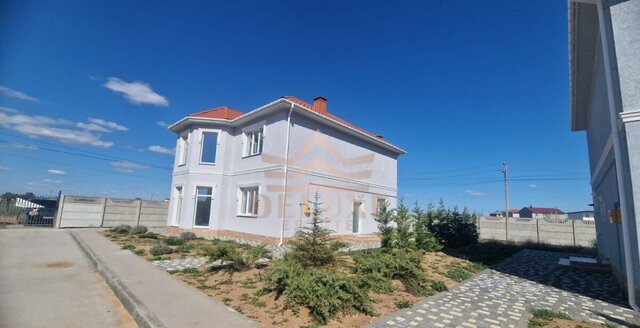 дом пгт Заозерное фото