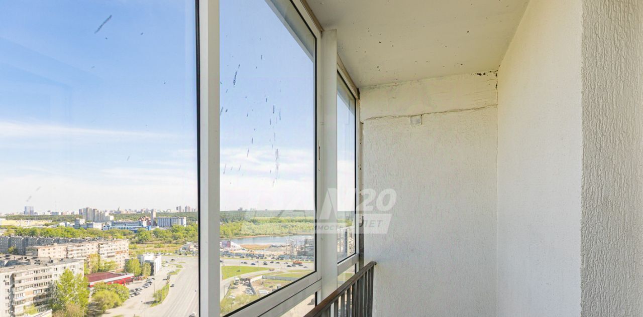 квартира г Челябинск р-н Калининский ул Молодогвардейцев 74 фото 8