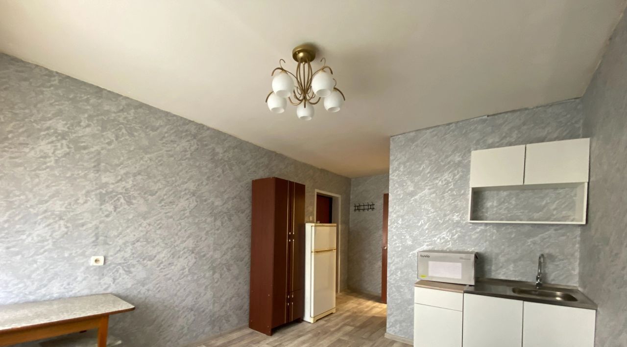 квартира г Волжск ул Чапаева 13 фото 5