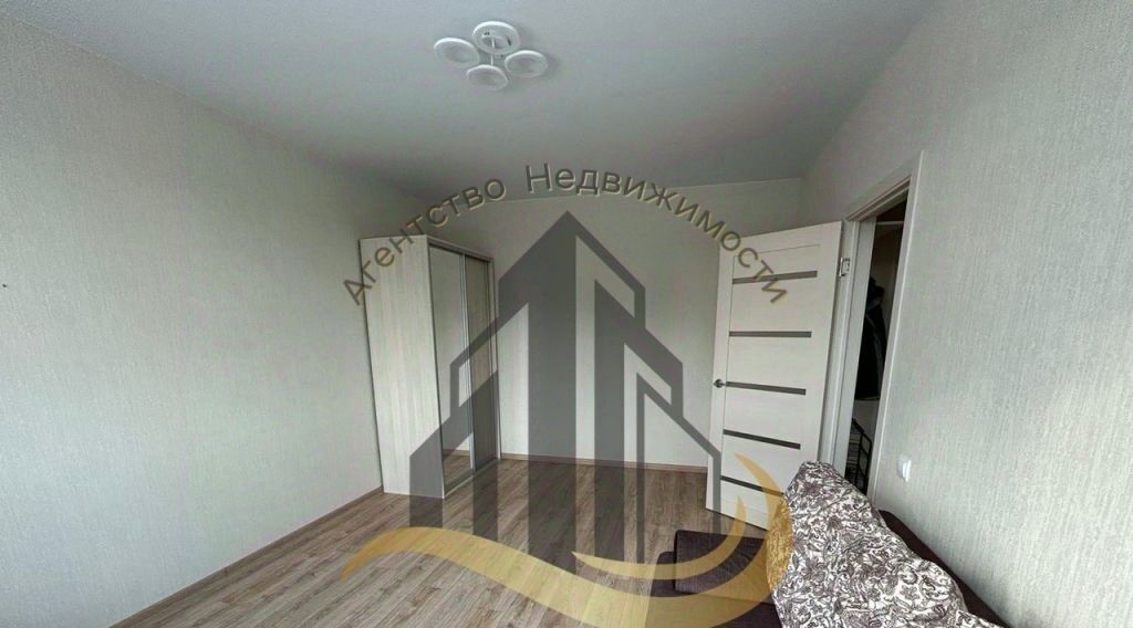 квартира г Старый Оскол Центральный микрорайон 4А фото 2