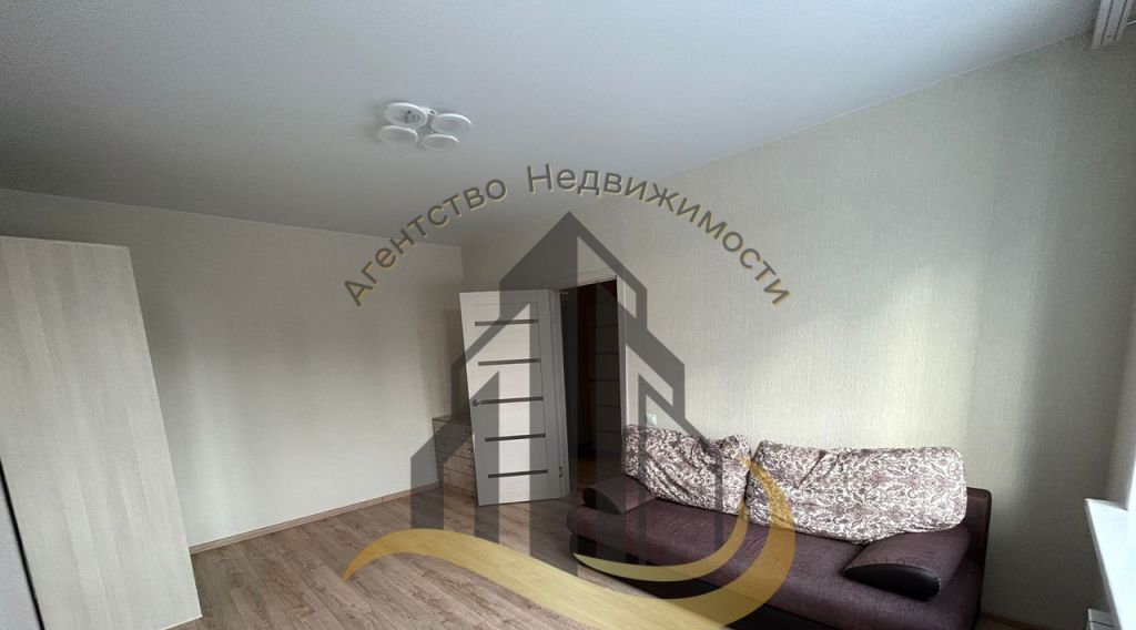квартира г Старый Оскол Центральный микрорайон 4А фото 4