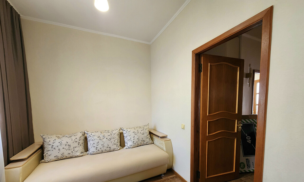 квартира г Астрахань ул Бориса Алексеева 63/1 фото 5