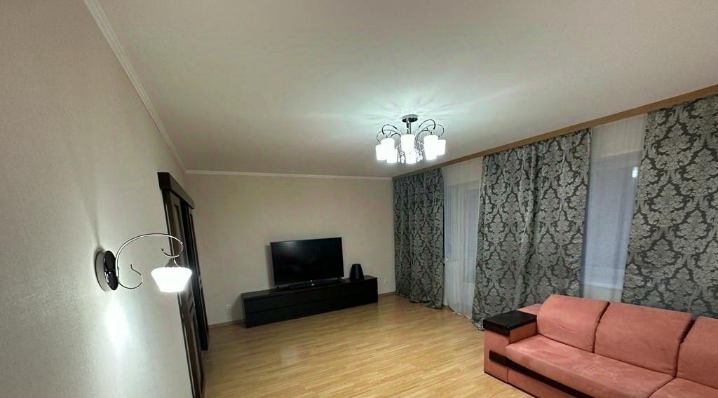 квартира г Красноярск р-н Советский ул Авиаторов 27 фото 2