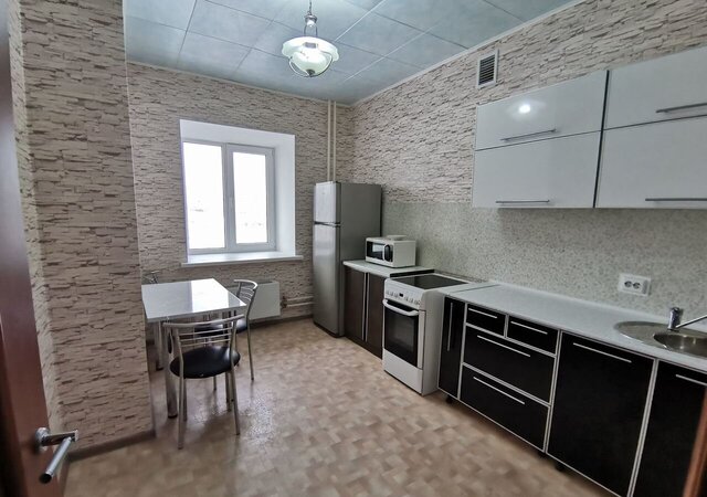 р-н Дзержинский пр-кт Маршала Жукова 98б фото