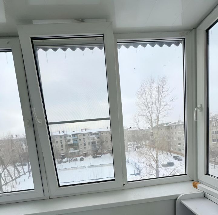 квартира г Омск р-н Октябрьский ул 50-летия ВЛКСМ 4б фото 29