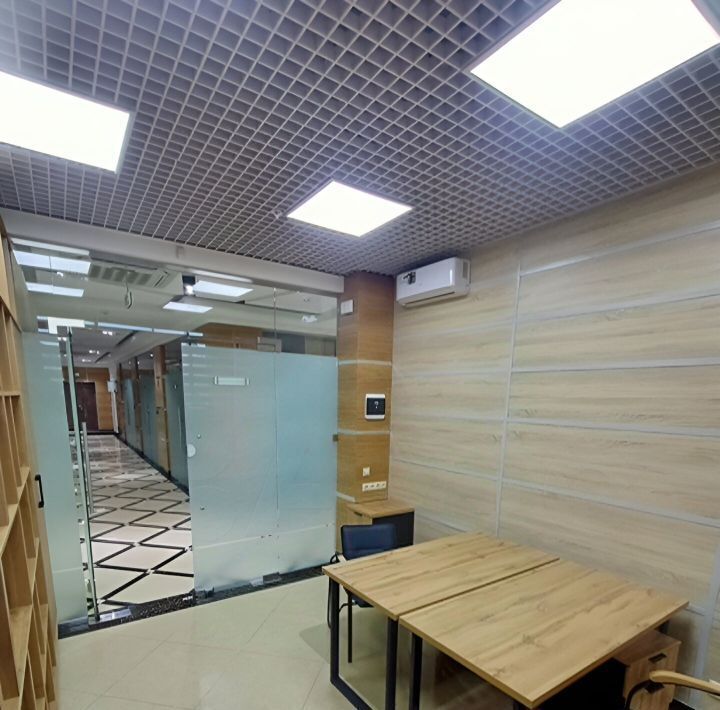 офис г Омск р-н Кировский ул Конева 22/2 фото 1