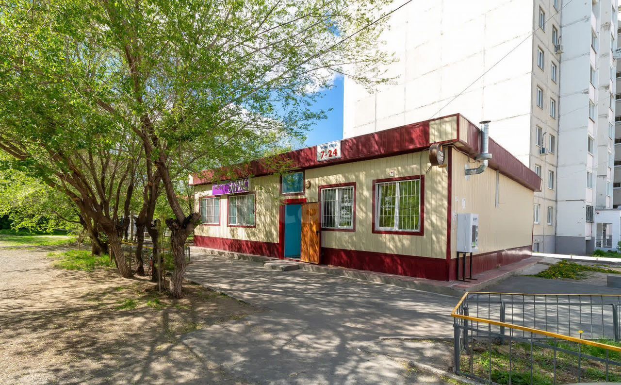 торговое помещение г Тюмень р-н Ленинский ул Жуковского 88а фото 1