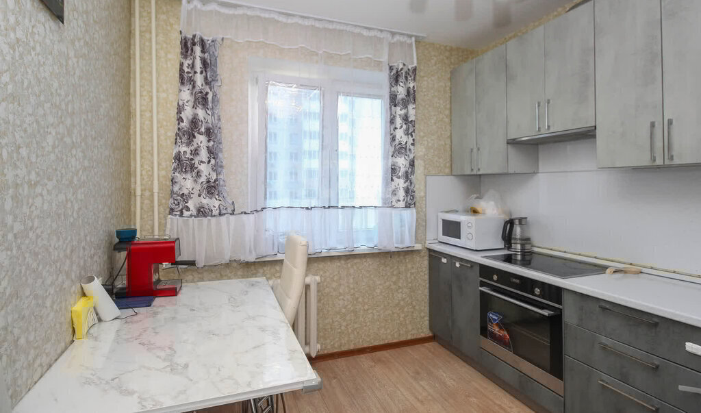 квартира г Омск ул Леонида Маслова 8 фото 14