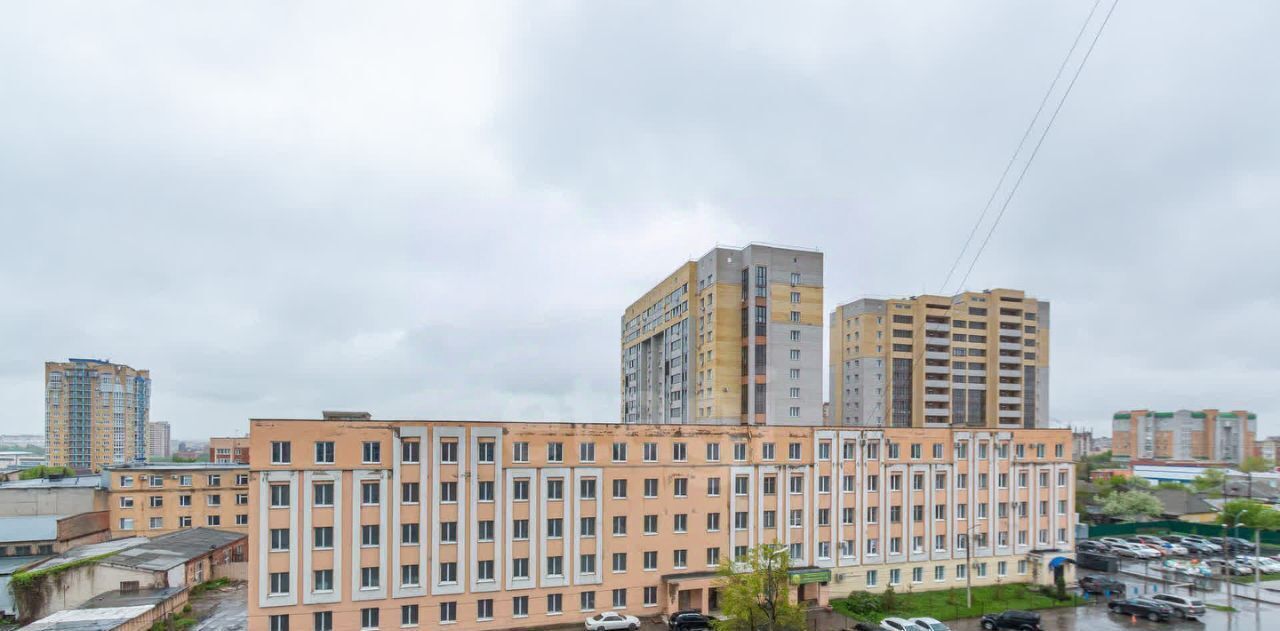 квартира г Омск р-н Центральный ул Октябрьская 159 фото 16