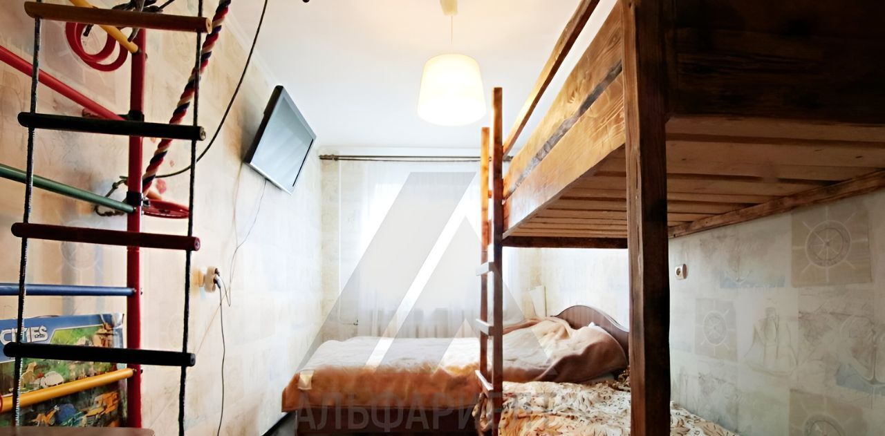 квартира г Омск р-н Центральный ул Багратиона 15а пос. Амурский фото 7