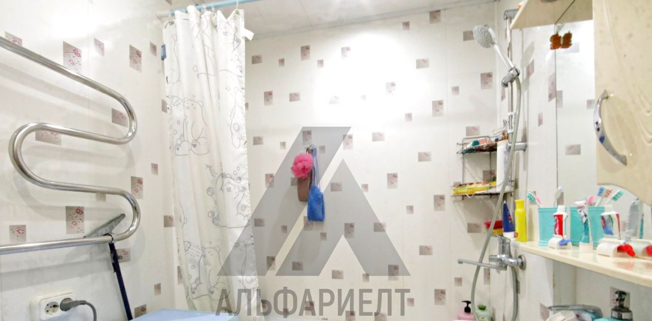 квартира г Омск р-н Центральный ул Багратиона 15а пос. Амурский фото 11