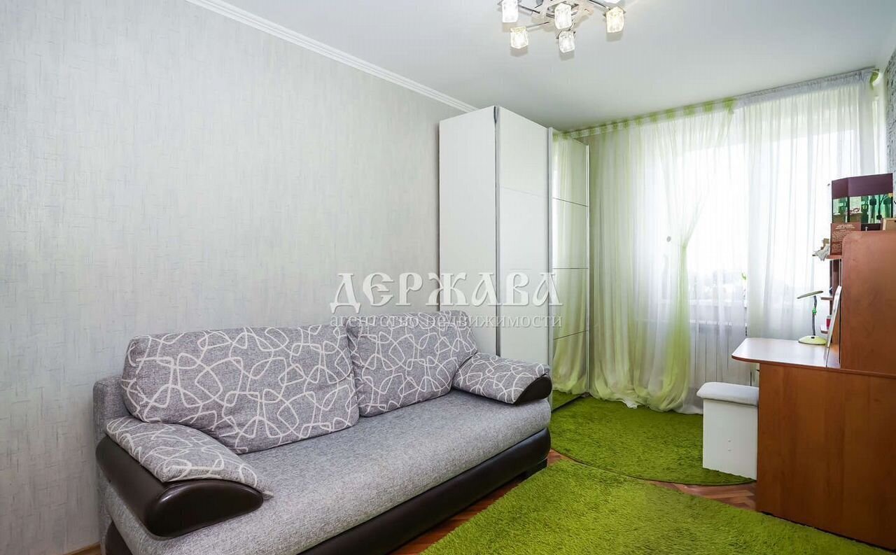 квартира г Старый Оскол мкр-н Макаренко, 1 фото 1