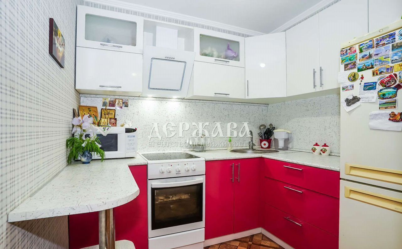 квартира г Старый Оскол мкр-н Макаренко, 1 фото 5