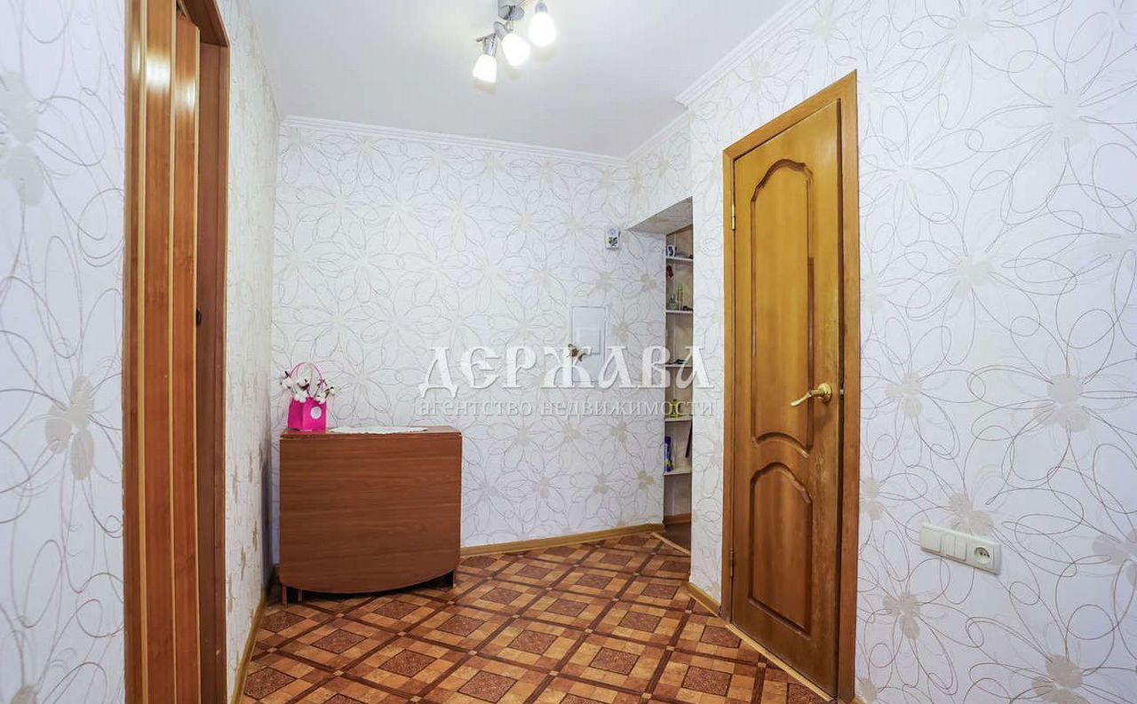 квартира г Старый Оскол мкр-н Макаренко, 1 фото 10