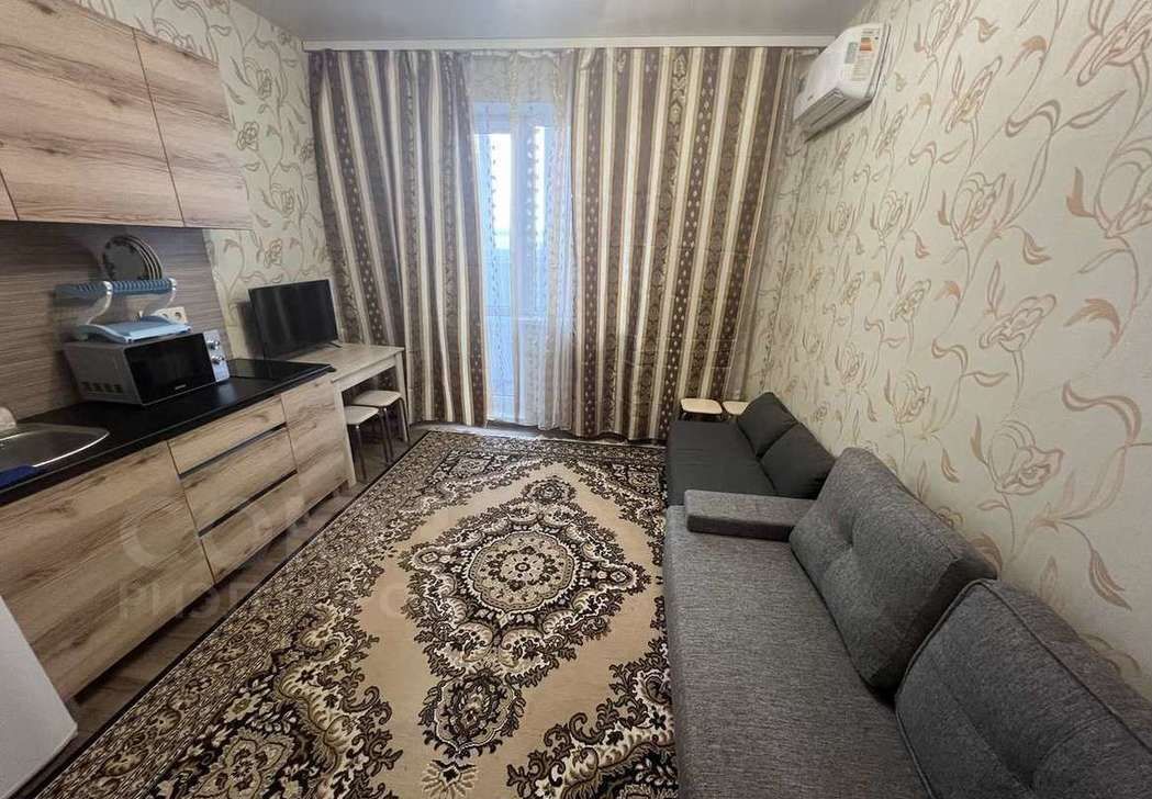 квартира г Волгоград р-н Советский ул. Степанищева, 2А фото 1