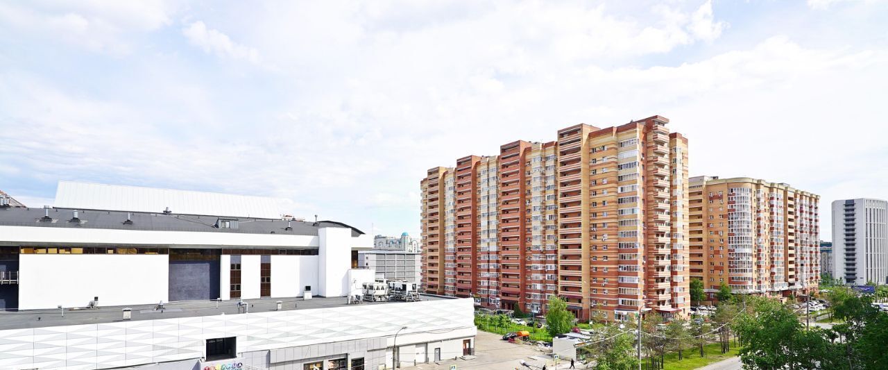 квартира г Казань р-н Ново-Савиновский Яшьлек пр-кт Ямашева 91 фото 34