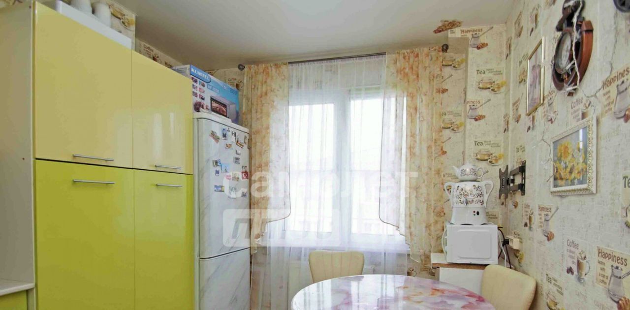 квартира г Омск р-н Кировский ул Верхнеднепровская 265к/3 фото 2