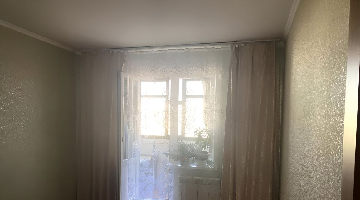 квартира г Тольятти р-н Автозаводский 16 квартал ул Тополиная 48 фото 10