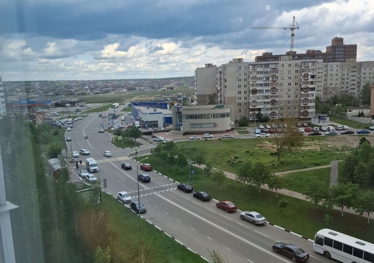 квартира г Старый Оскол мкр-н Северный, 4 фото 8