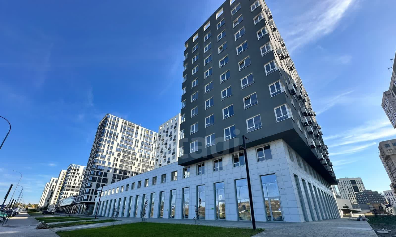 квартира г Симферополь р-н Киевский пр-кт Александра Суворова 97 фото 1