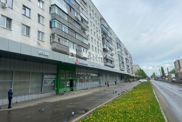 Двигатель Революции дом 61 фото