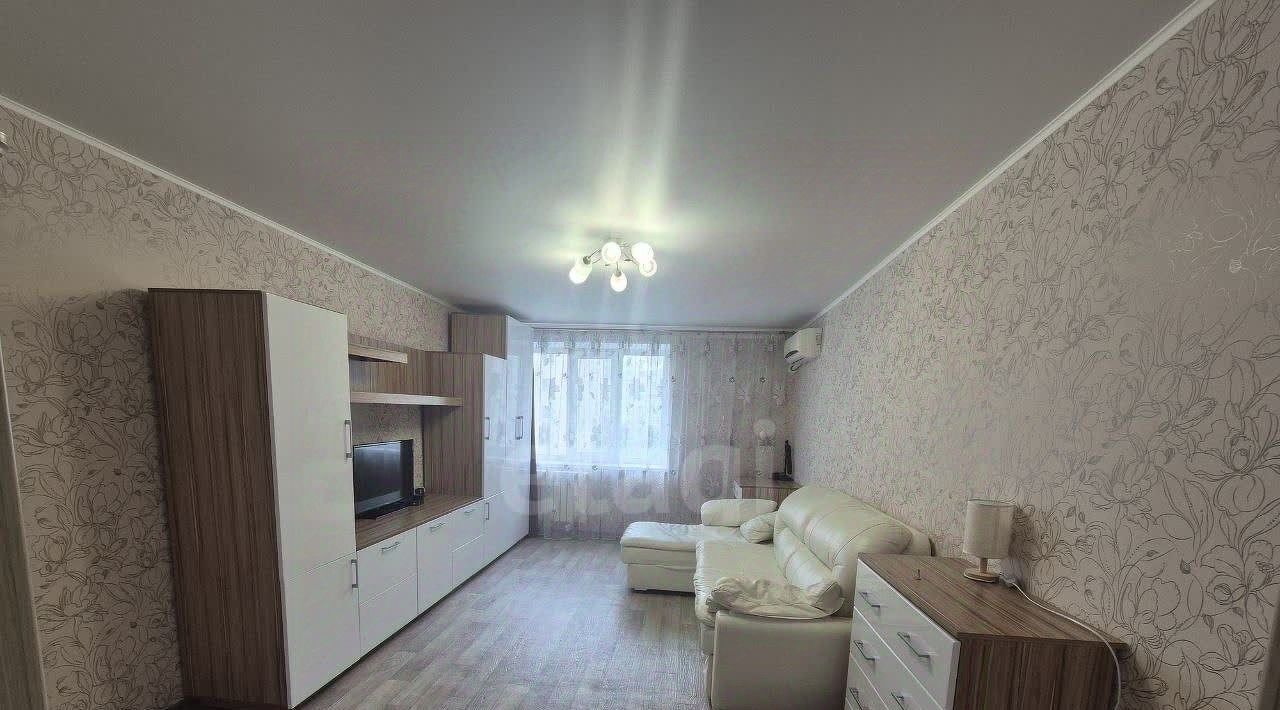 квартира г Саратов р-н Кировский Солнечный 2 ул им Батавина П.Ф. 12 фото 1