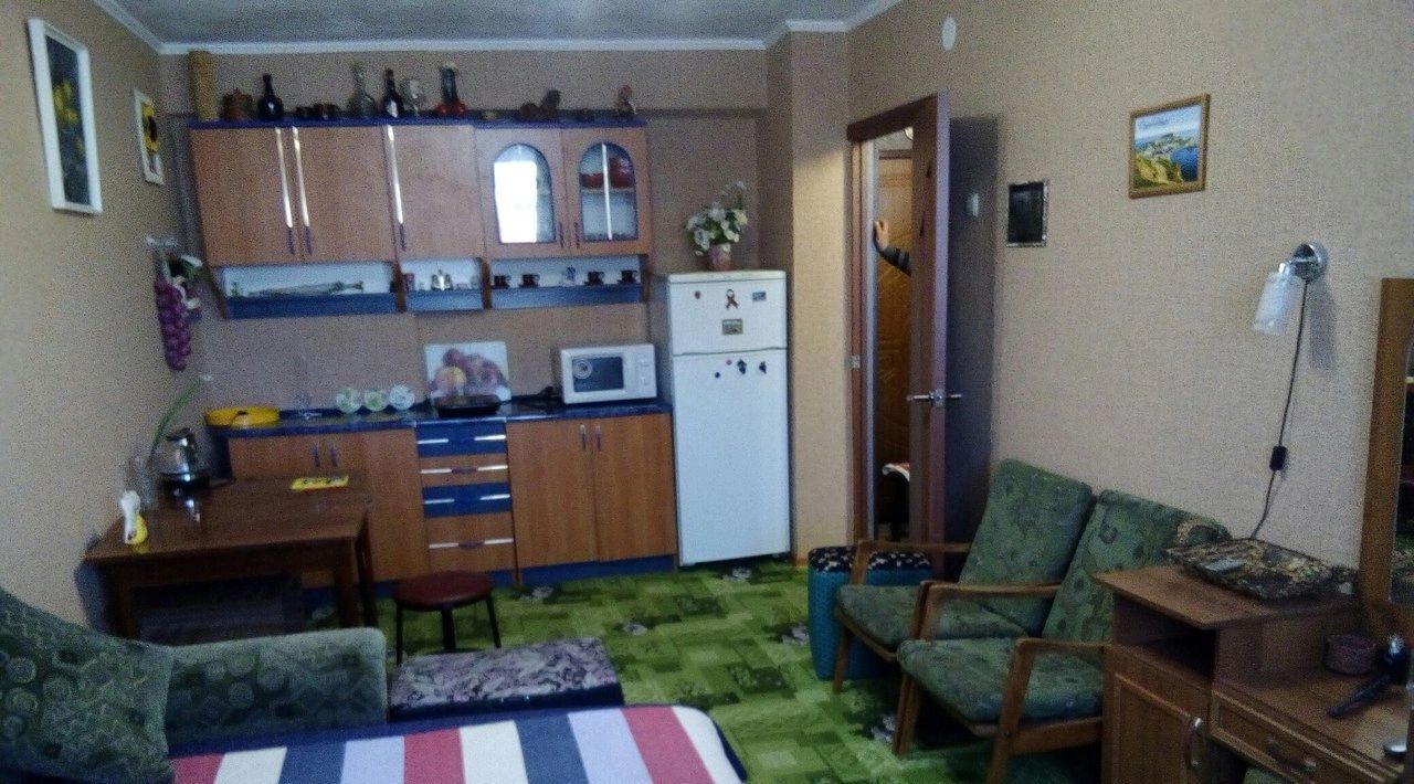 квартира г Феодосия пгт Орджоникидзе пер Больничный 3 фото 2