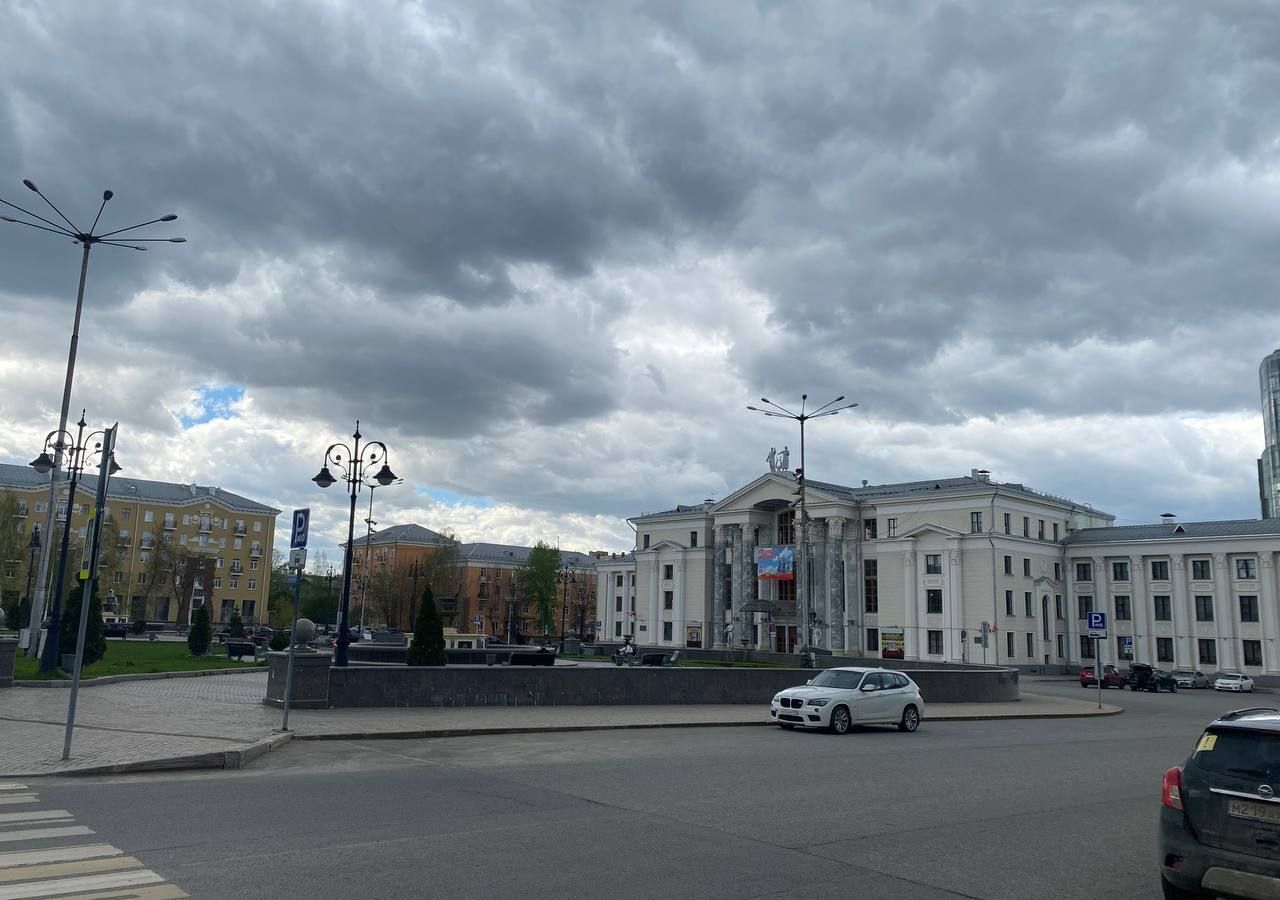 квартира г Пермь р-н Свердловский пр-кт Комсомольский 77 фото 3