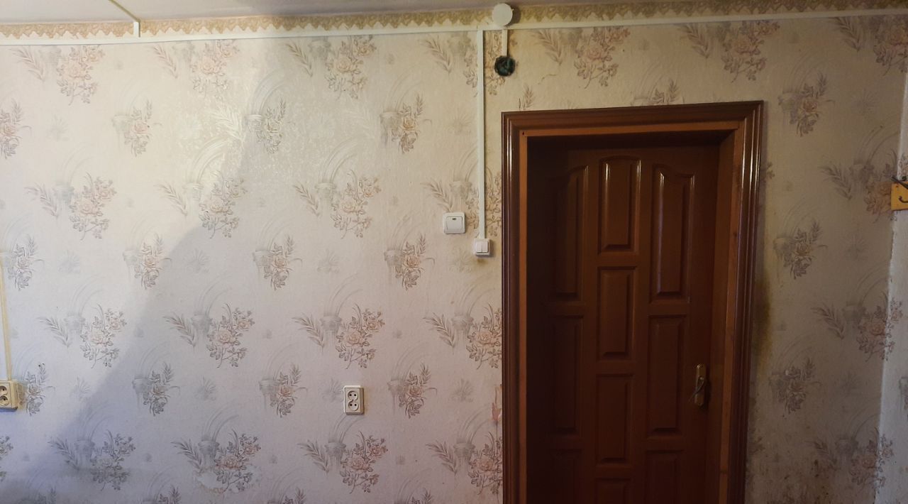 комната р-н Кировский г Киров ул Бебеля 1б фото 3