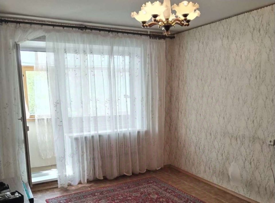 квартира г Старый Оскол Восточный микрорайон 11А фото 2