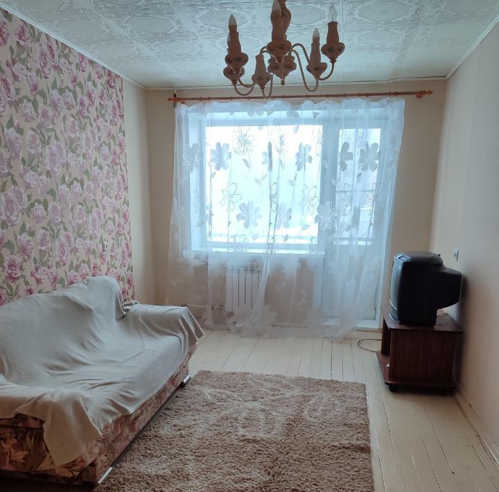 квартира г Каменск-Уральский Синарский ул Матросова 2 фото 1