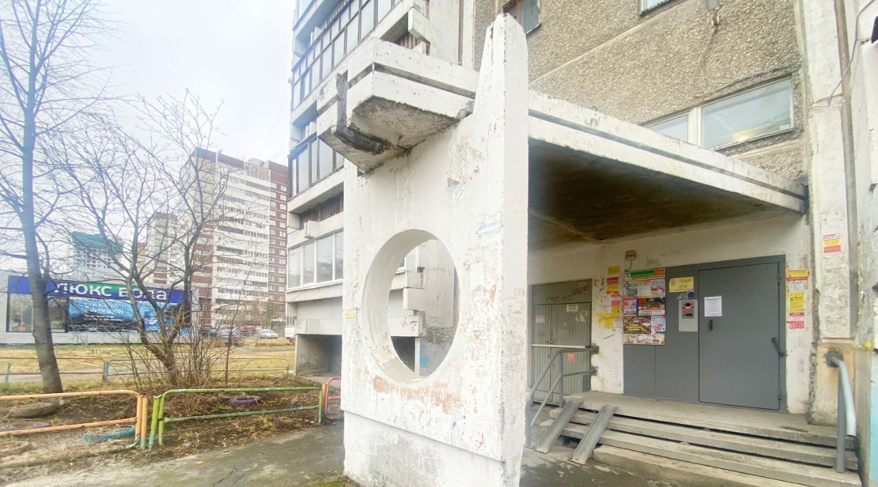 квартира г Екатеринбург р-н Орджоникидзевский Уралмаш ул. Ильича, 28 фото 3