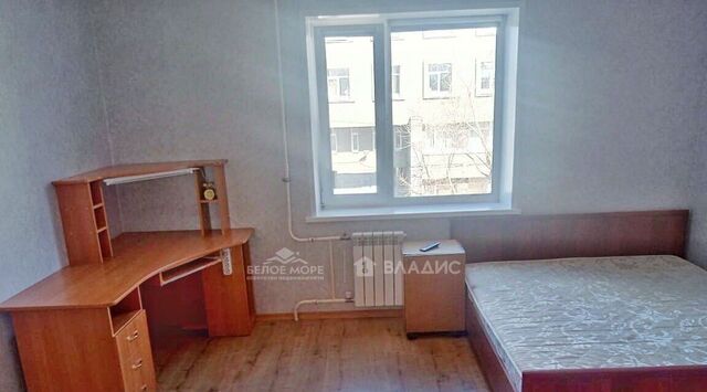 комната ул Индустриальная 27 фото