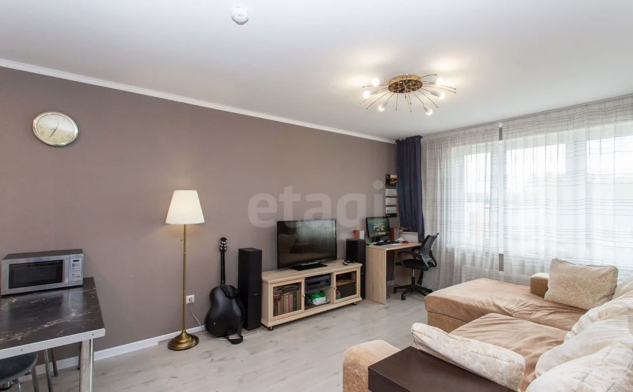 квартира г Тобольск 6-й мкр-н, 110к 1 фото 4