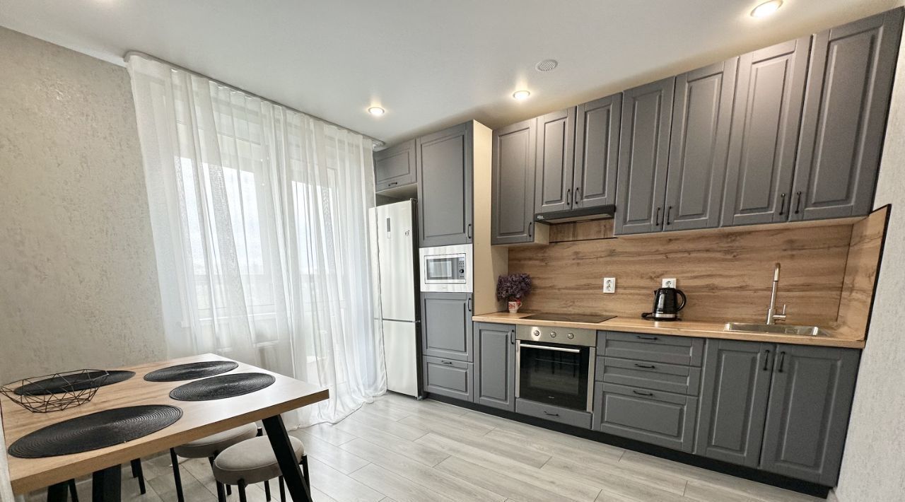 квартира г Казань метро Горки ул Архитектора Гайнутдинова 26к/6 фото 1