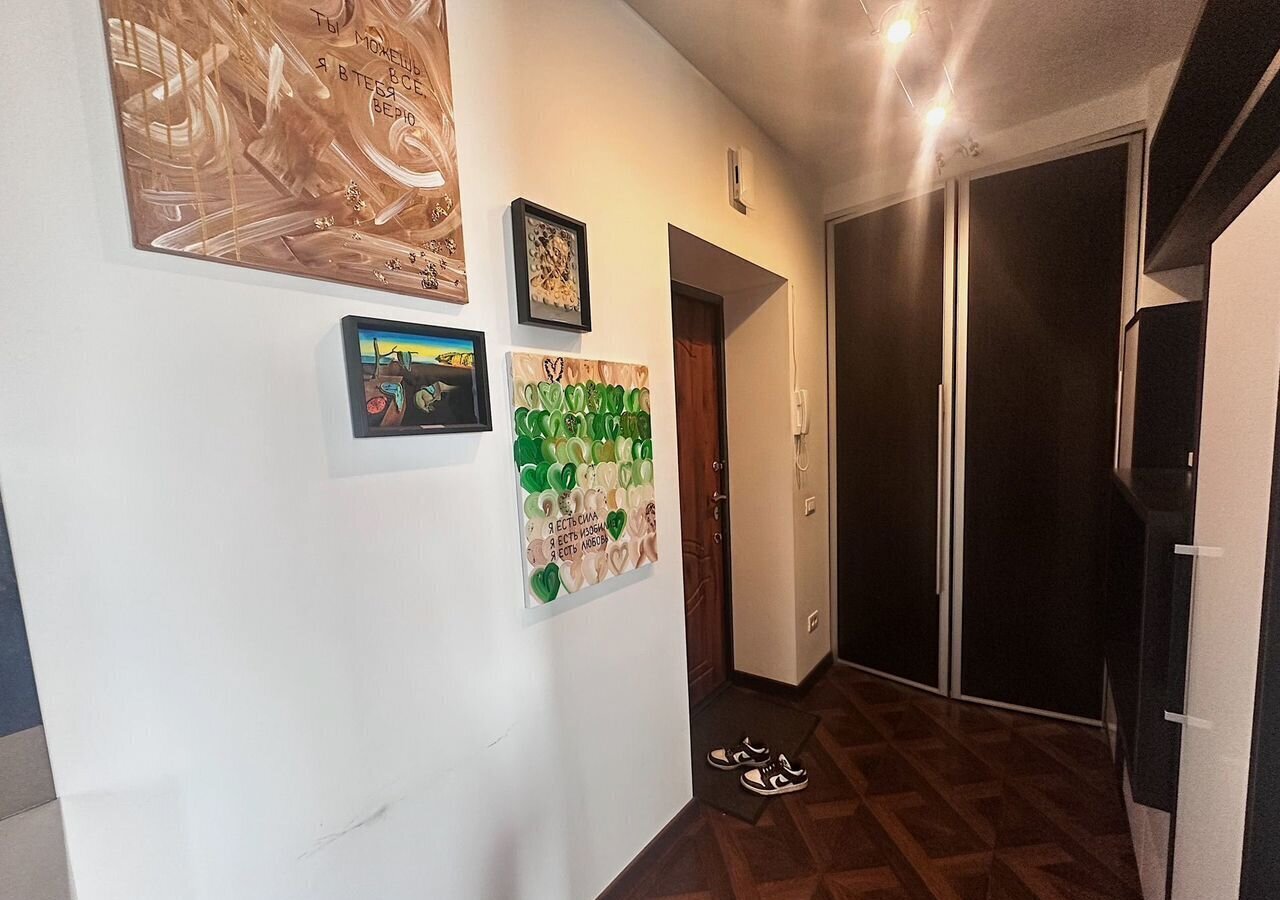квартира г Челябинск р-н Центральный ул Братьев Кашириных 158 фото 11