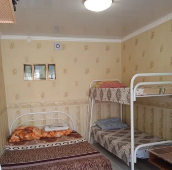 комната р-н Ейский г Ейск ул К.Либкнехта 125 фото 3