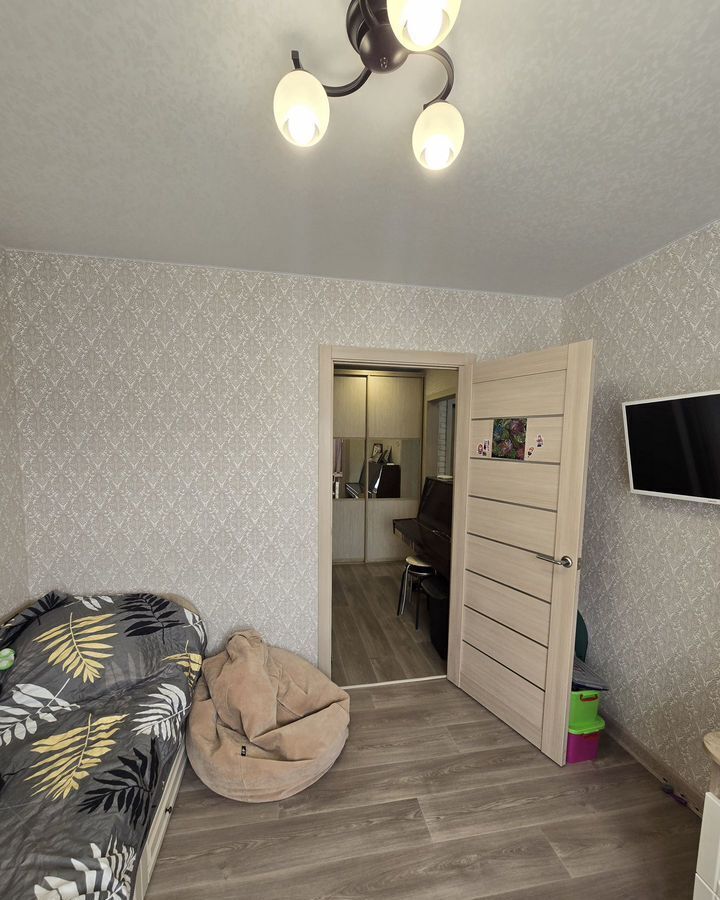 квартира г Тольятти р-н Автозаводский 20-й квартал б-р Рябиновый 3 фото 8