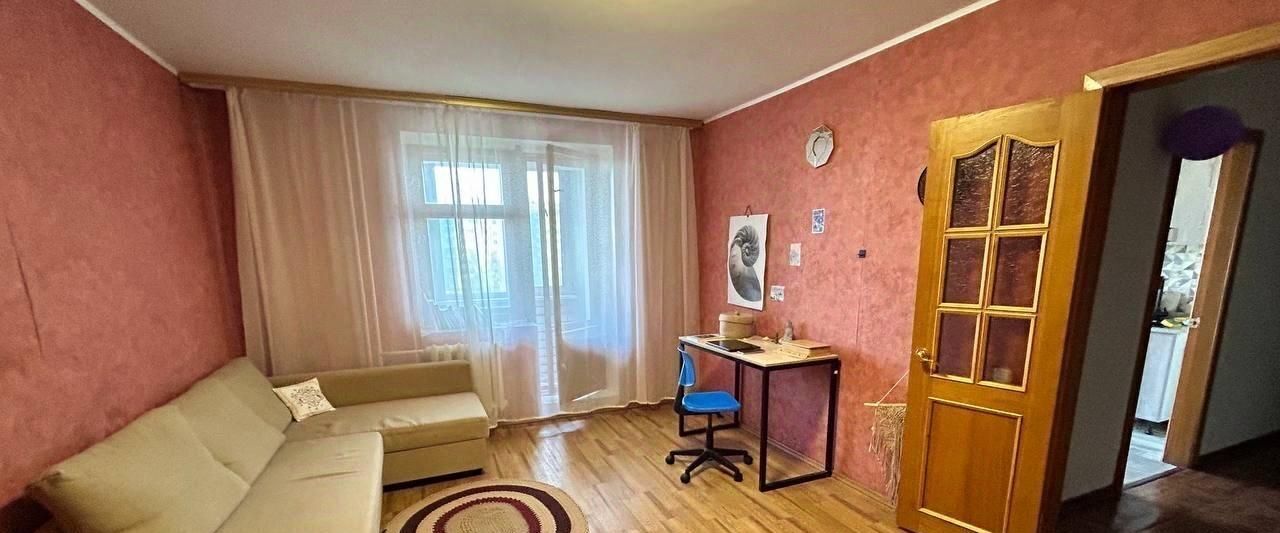 квартира г Саратов р-н Волжский ул им братьев Никитиных 6 фото 13