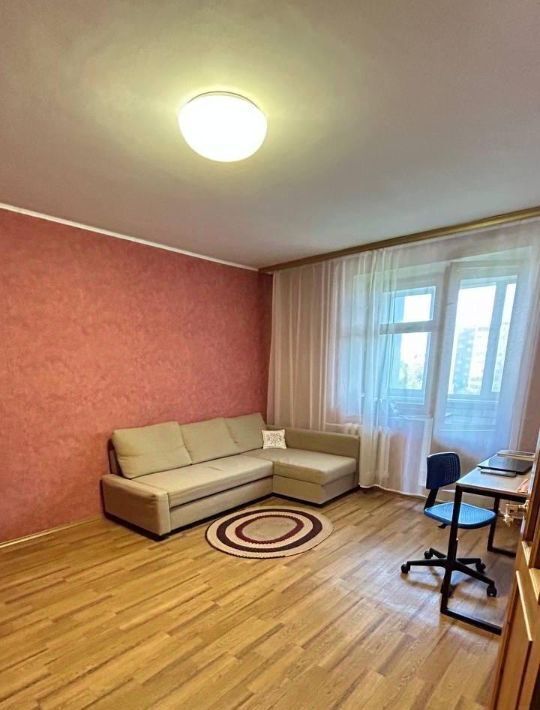 квартира г Саратов р-н Волжский ул им братьев Никитиных 6 фото 20