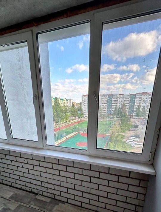 квартира г Саратов р-н Волжский ул им братьев Никитиных 6 фото 22