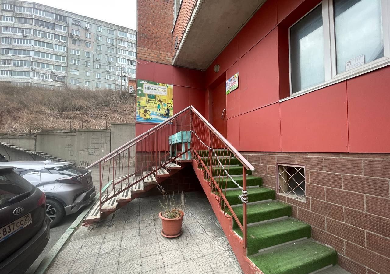 свободного назначения г Владивосток р-н Ленинский ул Адмирала Кузнецова 86а фото 2
