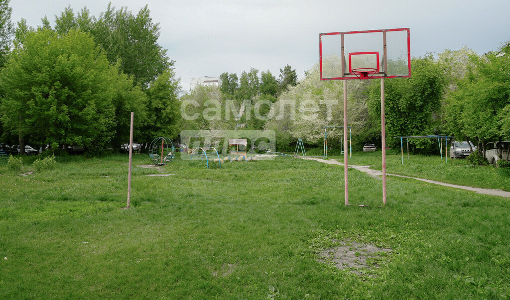 квартира г Омск ул Ватутина 2 фото 12