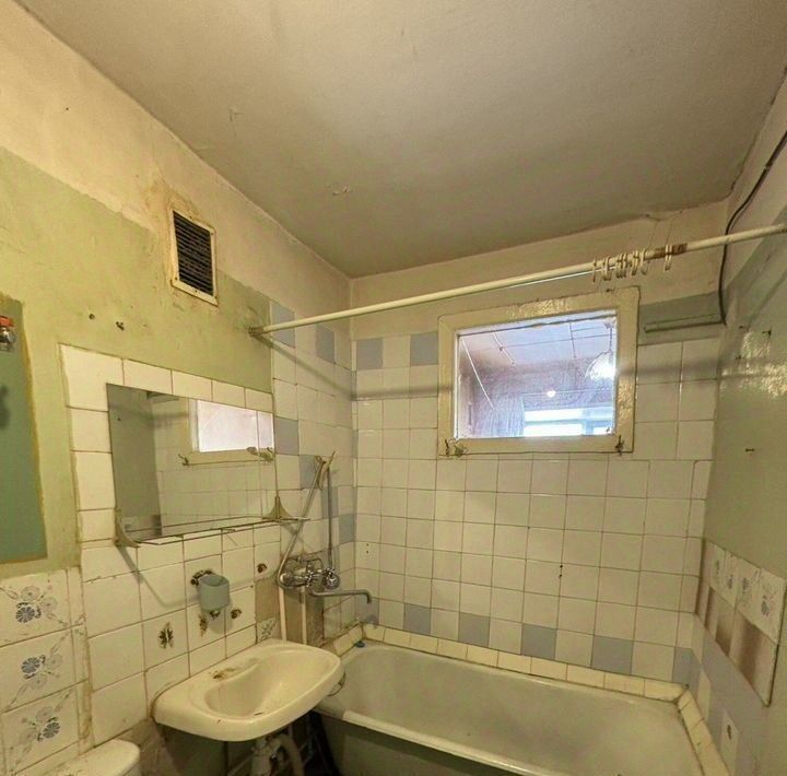 квартира г Екатеринбург р-н Чкаловский ул. Бисертская, 4 фото 11