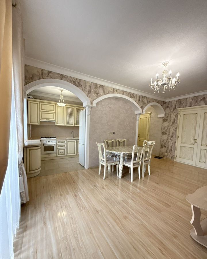 квартира г Грозный ул. Хамзата У. Орзамиева, 5 фото 1
