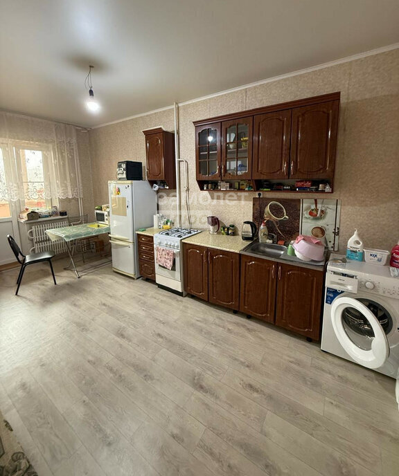 квартира г Астрахань мкр им Бабаевского ул Бульварная 12 фото 3
