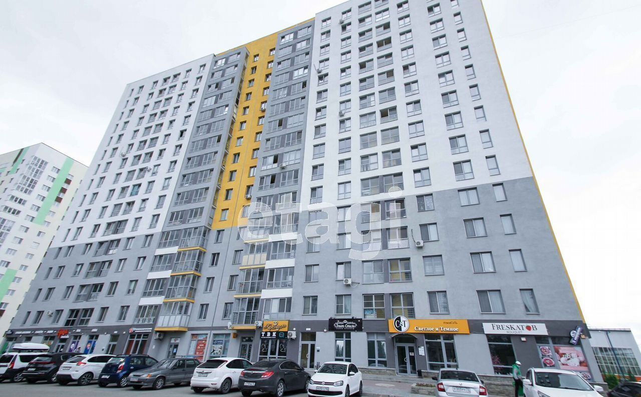 квартира г Тобольск 15-й мкр-н, 18 фото 3